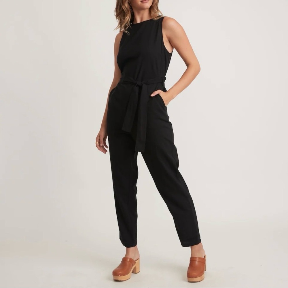 Marine Layer Tencel Sleeveless Jumpsuit Keyhole Back Black